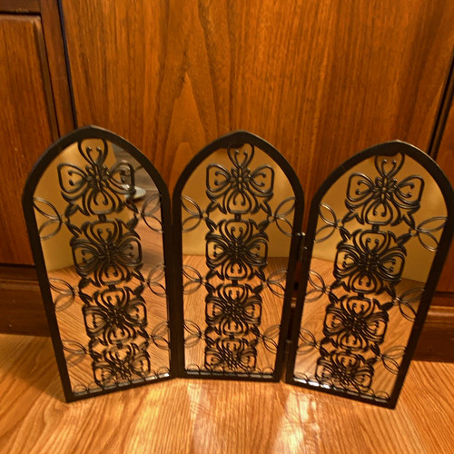 Vintage 2004 gothic - vintage,